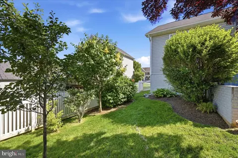 Exterior - 25 Overbrook Rd, Ranson, WV 25438 photo 6 of 12