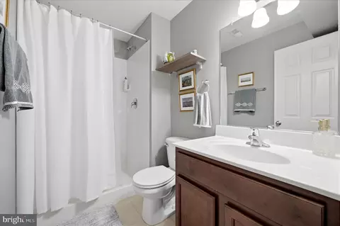 Bath - 25 Overbrook Rd, Ranson, WV 25438 photo 6 of 6