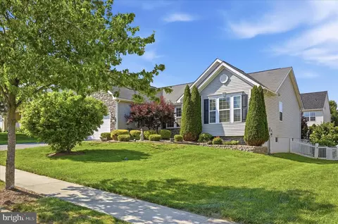 Exterior - 25 Overbrook Rd, Ranson, WV 25438 photo 11 of 12