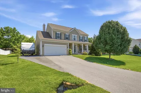 561 Chickamauga Dr, Harpers Ferry, WV 25425