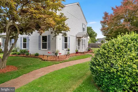 48 Berkeley Ct, Charles Town, WV 25414