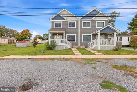 Exterior - 305 E 11th Ave, Ranson, WV 25438 photo 1 of 5