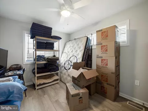 Bedroom - 305 E 11th Ave, Ranson, WV 25438 photo 1 of 7