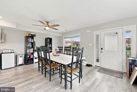Dining - 305 E 11th Ave, Ranson, WV 25438 photo 3 of 3
