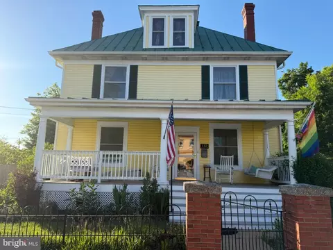 112 W 2nd Ave, Ranson, WV 25438
