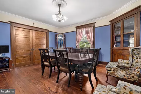 Dining - 112 W 2nd Ave, Ranson, WV 25438 photo 3 of 3