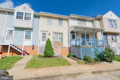 207 Willow Brook Dr, Charles Town, WV 25414