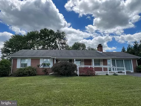 160 Old Martinsburg Rd, Shepherdstown, WV 25443