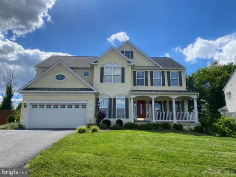 153 Stephanie Way, Charles Town, WV 25414