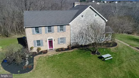 1507 Old Rider Rd, Harpers Ferry, WV 25425
