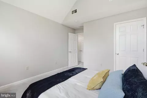 Bedroom - 63 Hackberry Cir, Shepherdstown, WV 25443 photo 5 of 7