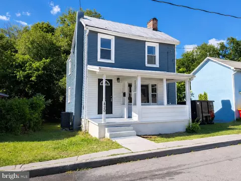 420 N Street St E, Charles Town, WV 25414