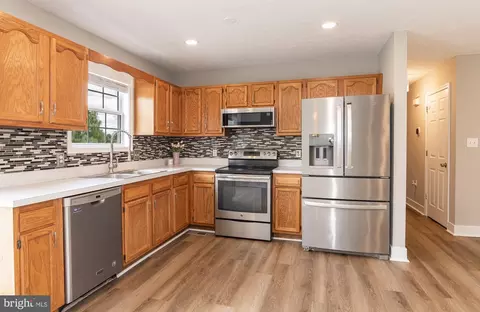 Kitchen - 98 Rex Dr, Ranson, WV 25438 photo 2 of 2