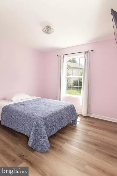 Bedroom - 98 Rex Dr, Ranson, WV 25438 photo 4 of 5
