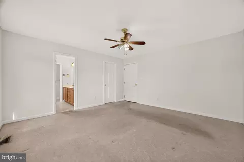 Bedroom - 39 Grouse Knoll Ln, Summit Point, WV 25446 photo 5 of 5