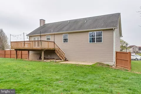 Exterior - 182 Jack Rabbit Ln, Ranson, WV 25438 photo 8 of 12