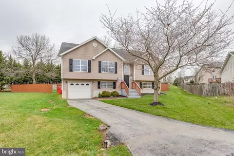 Exterior - 182 Jack Rabbit Ln, Ranson, WV 25438 photo 2 of 12
