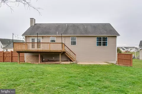Exterior - 182 Jack Rabbit Ln, Ranson, WV 25438 photo 7 of 12