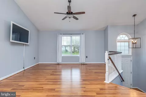 Living - 182 Jack Rabbit Ln, Ranson, WV 25438 photo 2 of 2