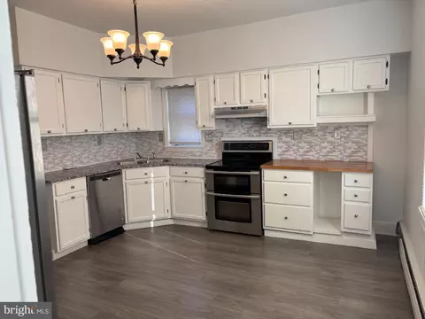 Kitchen - 119 W 7th Ave W, Ranson, WV 25438 photo 1 of 3
