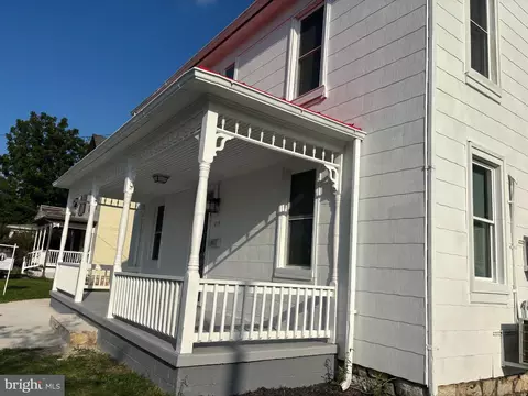 Exterior - 119 W 7th Ave W, Ranson, WV 25438 photo 2 of 7