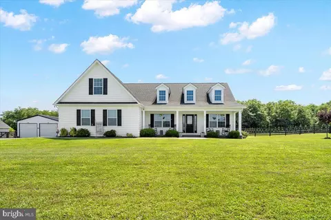 352 Basset Ln, Ranson, WV 25438