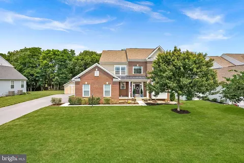 661 Chickamauga Dr, Harpers Ferry, WV 25425