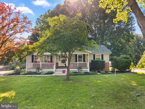 95 Captain Kime Dr, Charles Town, WV 25414