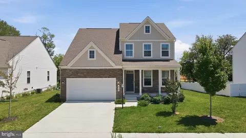 639 Barksdale Dr, Charles Town, WV 25414