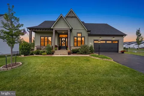 12 Jane Washington Ct, Charles Town, WV 25414
