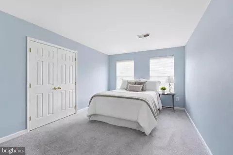 Bedroom - 24 Overbrook Rd, Ranson, WV 25438 photo 2 of 4