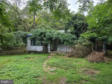 143 Bottom Dollar Ln, Harpers Ferry, WV 25425
