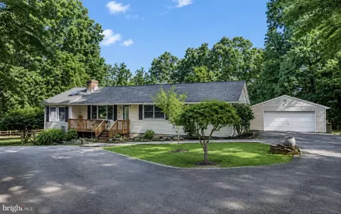 453 Sylvan Ln, Harpers Ferry, WV 25425