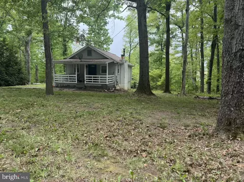 153 Aspen Rd, Harpers Ferry, WV 25425