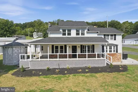 382 Mission Rd, Harpers Ferry, WV 25425