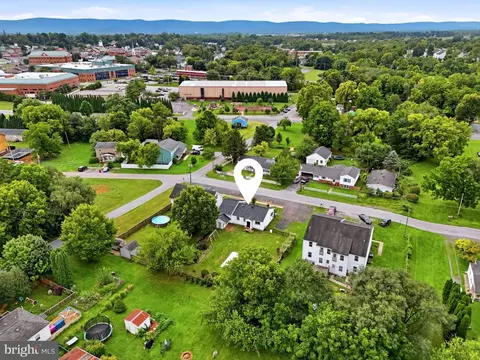 View/Area - 406 W 4th Ave, Ranson, WV 25438 photo 5 of 6