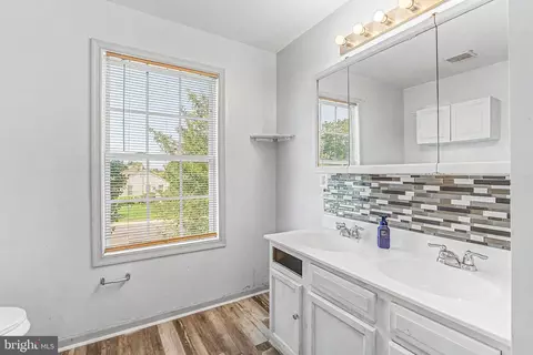 Bath - 110 N Reymann St, Ranson, WV 25438 photo 2 of 3