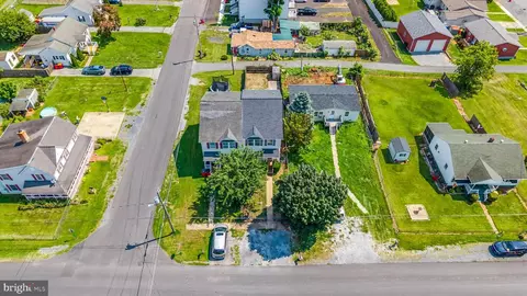 View/Area - 110 N Reymann St, Ranson, WV 25438 photo 1 of 4