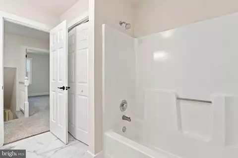 Entry Way - 64 Pheasant Hill Rd, Summit Point, WV 25446 photo 8 of 8