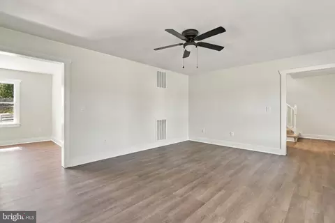 Living - 64 Pheasant Hill Rd, Summit Point, WV 25446 photo 5 of 6