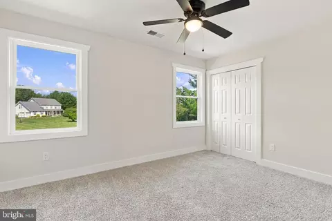 Bedroom - 64 Pheasant Hill Rd, Summit Point, WV 25446 photo 2 of 6