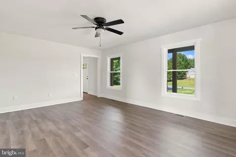 Living - 64 Pheasant Hill Rd, Summit Point, WV 25446 photo 6 of 6