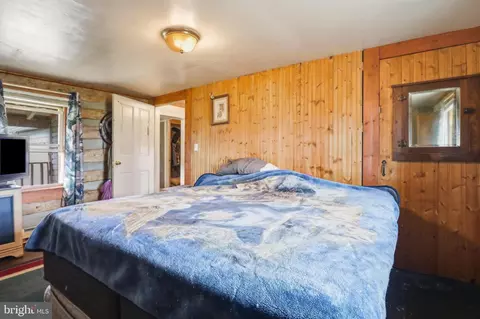 Bedroom - 4651 Leetown Rd, Summit Point, WV 25446 photo 2 of 2