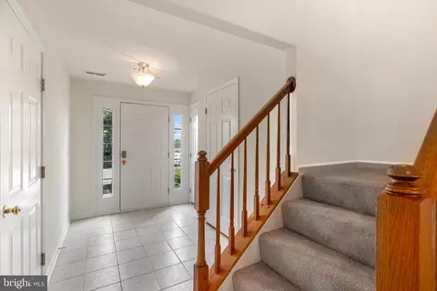 Entry Way - 1331 Mare St, Ranson, WV 25438 photo 1 of 5