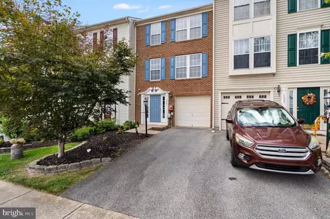 Exterior - 1331 Mare St, Ranson, WV 25438 photo 2 of 4