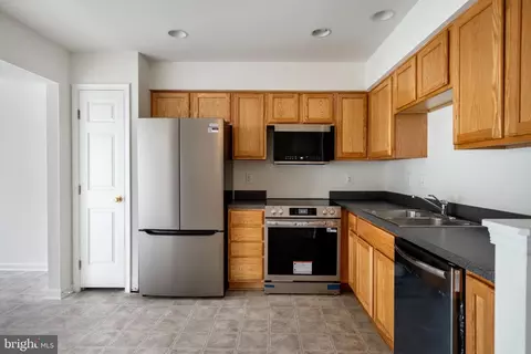 Kitchen - 1331 Mare St, Ranson, WV 25438 photo 2 of 3