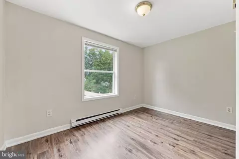 Bedroom - 405 E 10th, Ranson, WV 25438 photo 2 of 2