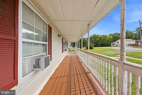 Exterior - 405 E 10th, Ranson, WV 25438 photo 5 of 8
