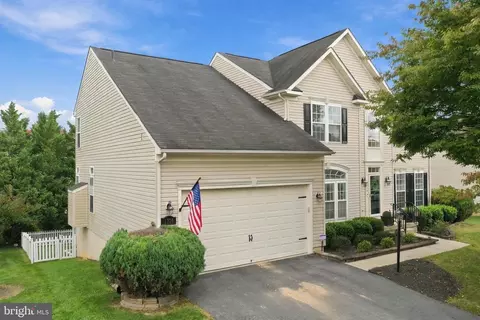 Exterior - 1316 Stallion St, Ranson, WV 25438 photo 6 of 8