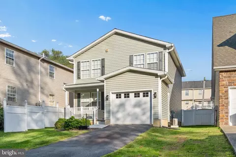 Exterior - 311 E 4th Ave, Ranson, WV 25438 photo 10 of 12
